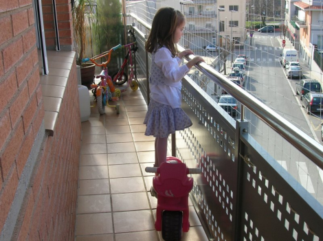 Malla-de-seguridad-para-balcones-y-terrazas